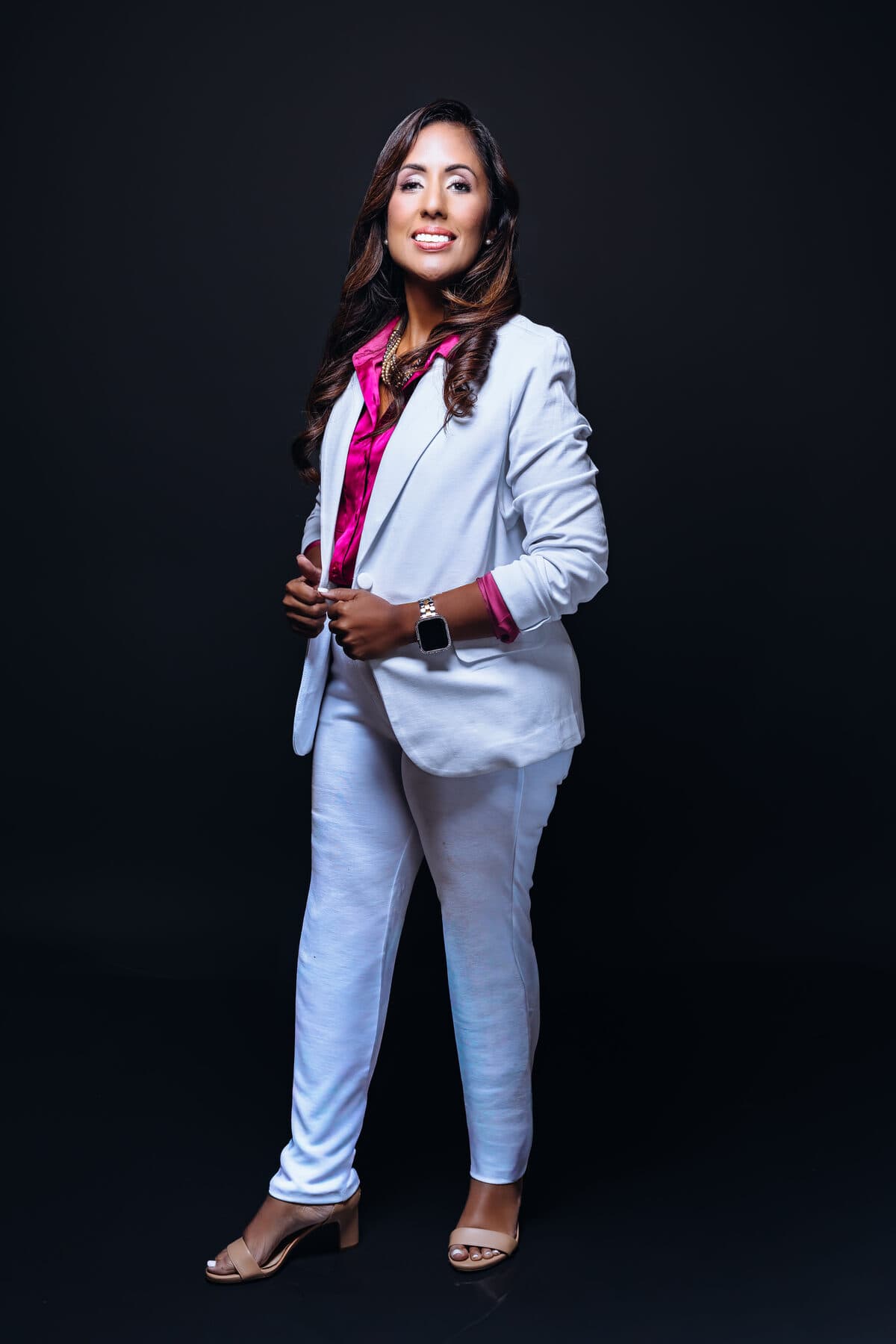 Lorell Morales con presencia ejecutiva y marca personal